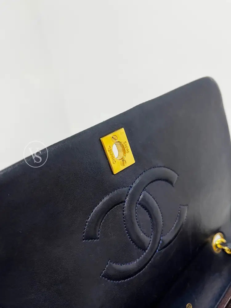 CHANEL 1989-91 Navy Lambskin Classic Quilted Full Flap Crossbody Bag Medium in 24k GHW