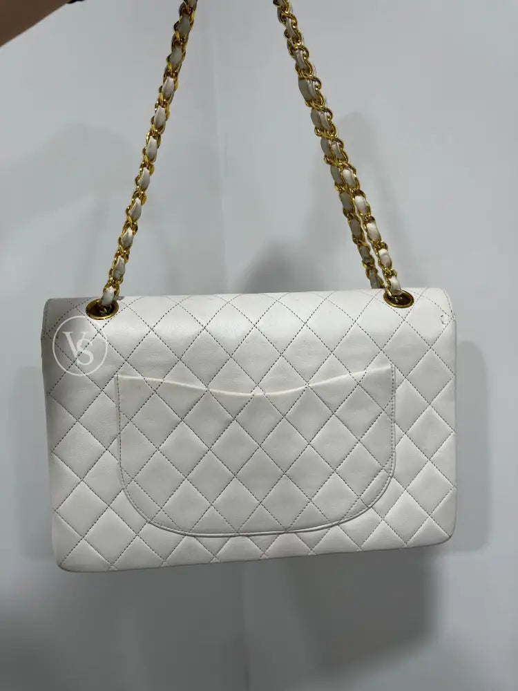 CHANEL 1989-91 White Lambskin Quilted Classic Flap Single Flap Shoulder Bag Medium in 24k GHW