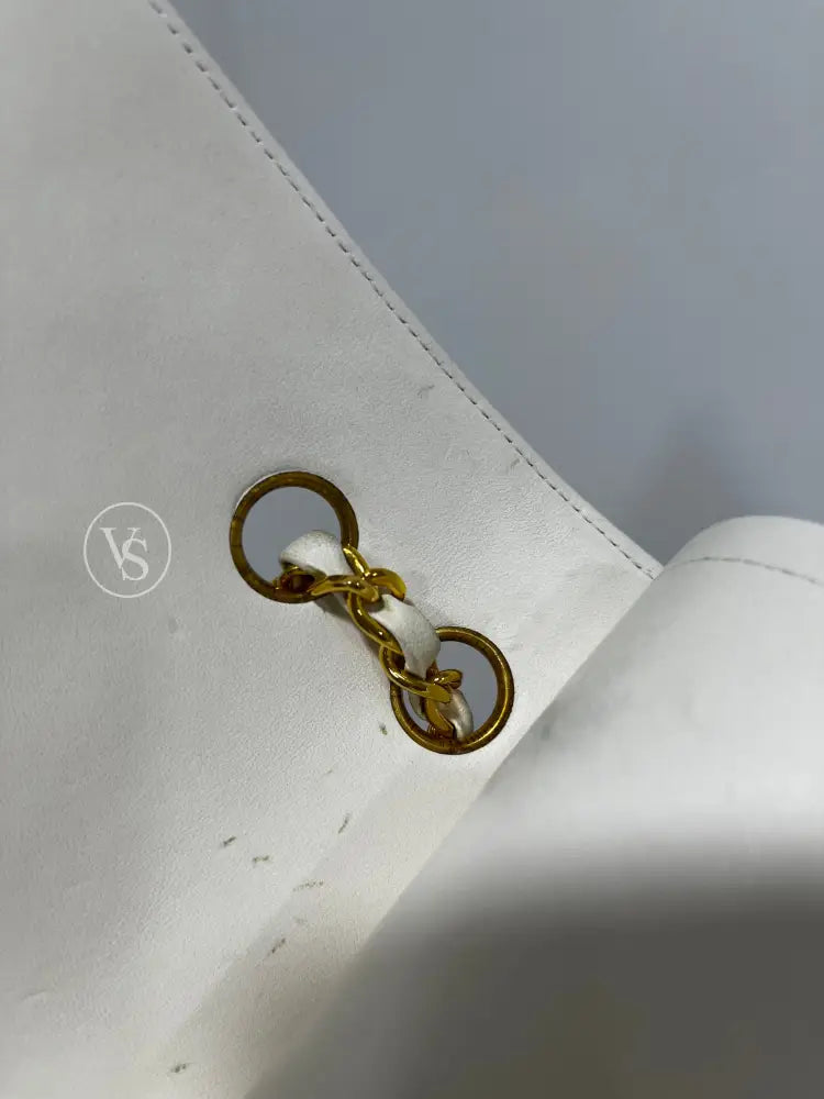 CHANEL 1989-91 White Lambskin Quilted Classic Flap Single Flap Shoulder Bag Medium in 24k GHW