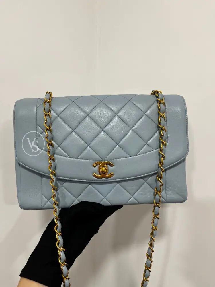 CHANEL 1996-97 Baby Blue Lambskin Classic Diana Flap Crossbody Bag Medium in 24k GHW