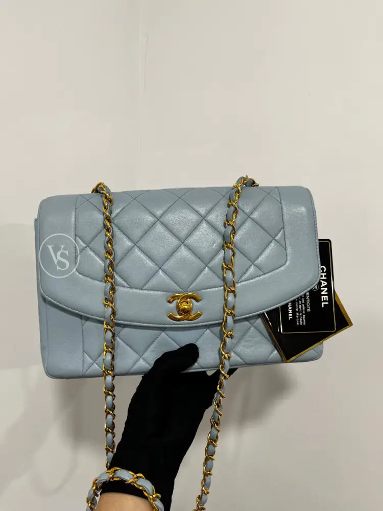 CHANEL 1996-97 Baby Blue Lambskin Classic Diana Flap Crossbody Bag Medium in 24k GHW