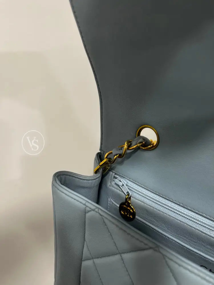 CHANEL 1996-97 Baby Blue Lambskin Classic Diana Flap Crossbody Bag Medium in 24k GHW