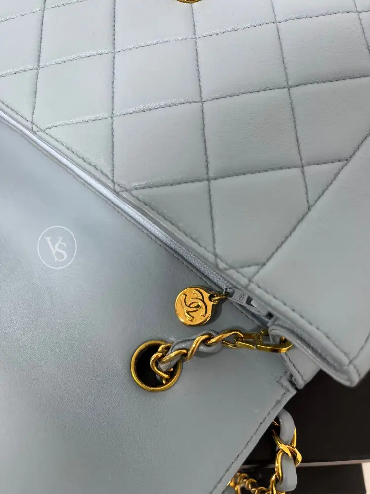 CHANEL 1996-97 Baby Blue Lambskin Classic Diana Flap Crossbody Bag Medium in 24k GHW