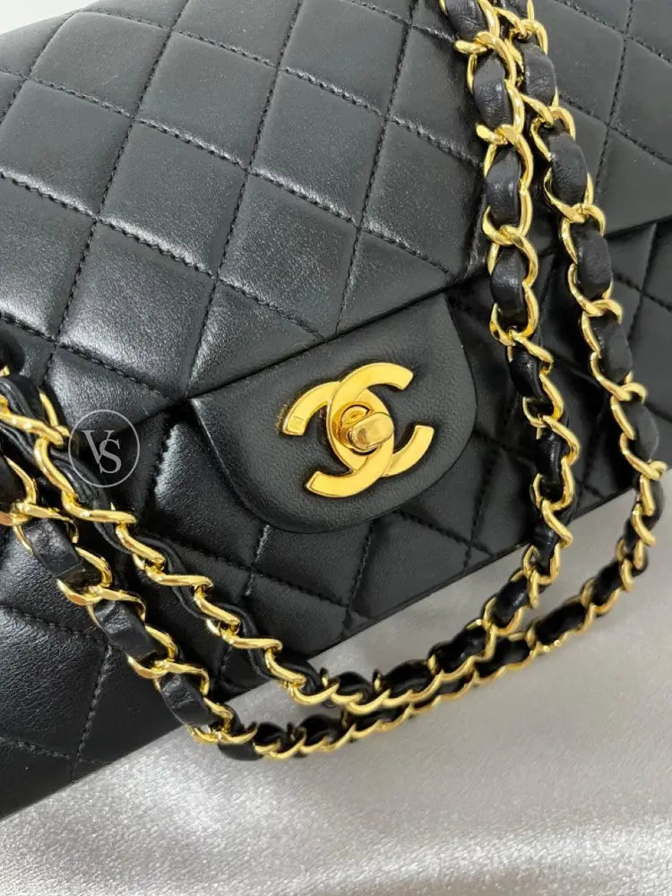 Chanel 90S Black Lambskin Quilted Classic Flap Bag Medium In 24K Ghw