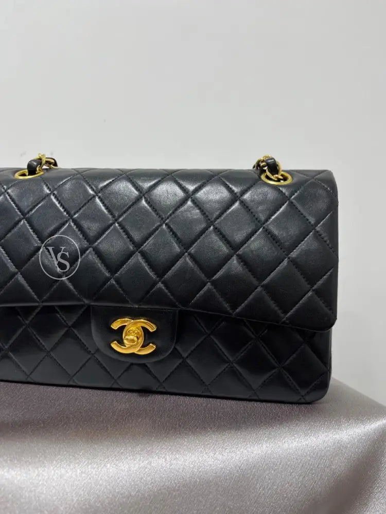 Chanel 90S Black Lambskin Quilted Classic Flap Bag Medium In 24K Ghw