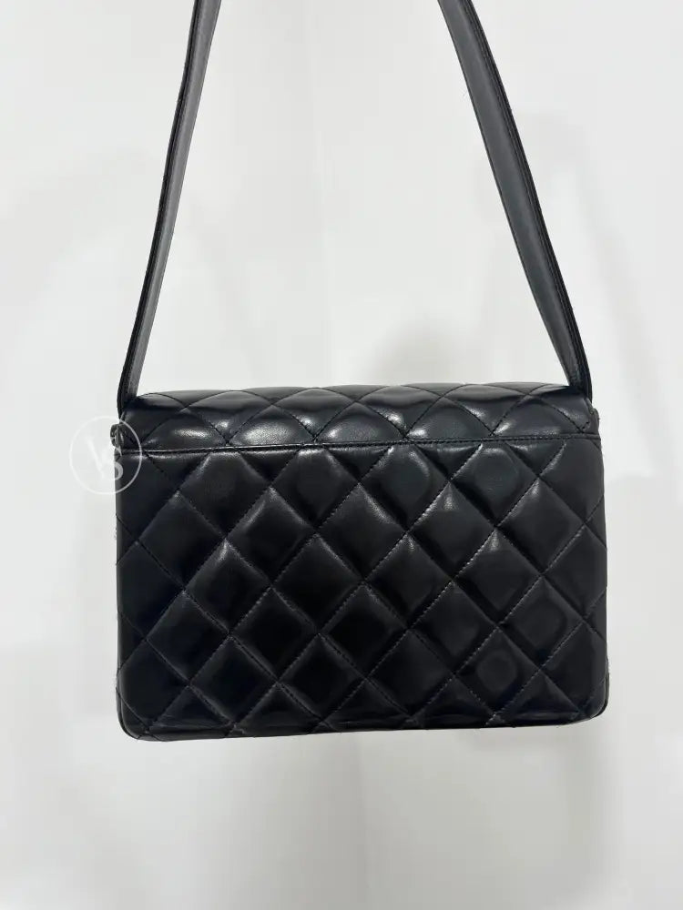 CHANEL Black Lambskin Quilted Curved Shoulder Flap Bag in 24k GHW Black
