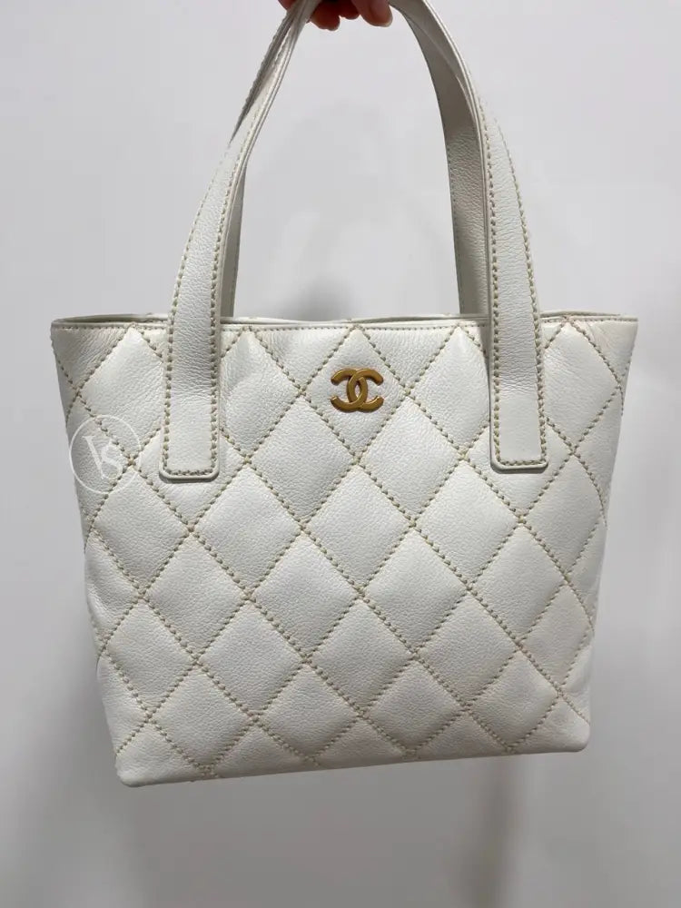 Chanel White Caviar Wild Stitch Tote Bag In 24K Ghw