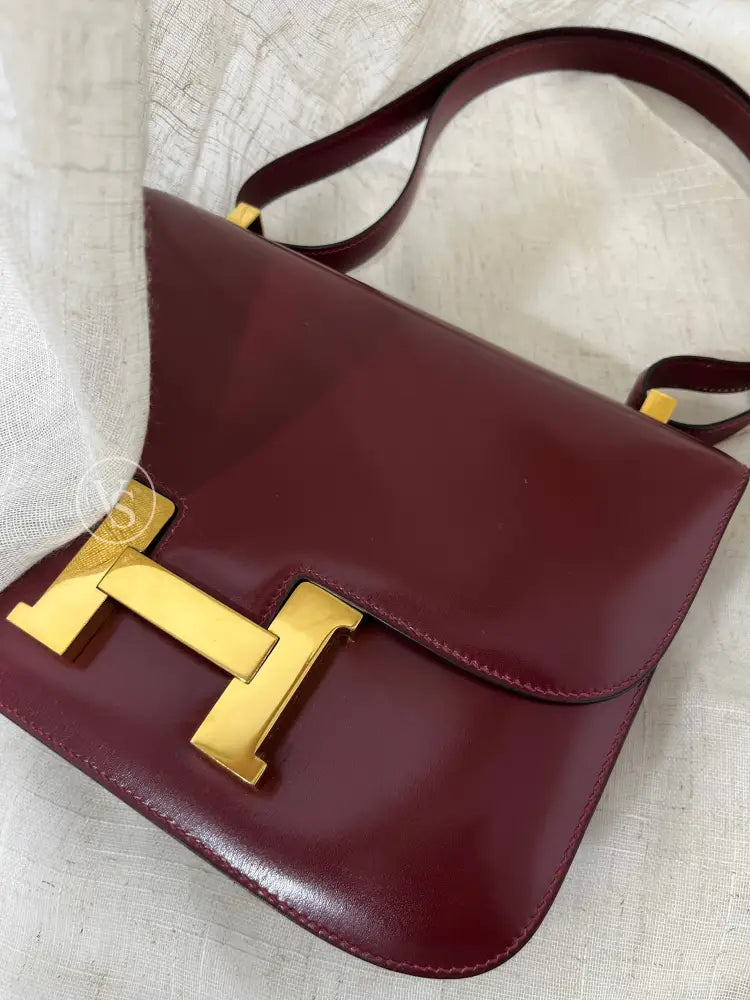 Hermes 1972 Rouge H Burgundy Box Calf Constance 23 Shoulder Bag